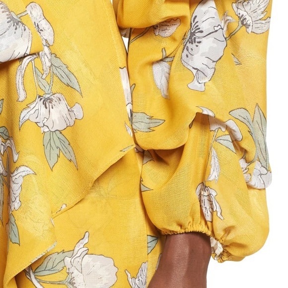 Chriselle x J.O.A. Tiered Sleeve Minidress - Picture 4 of 10